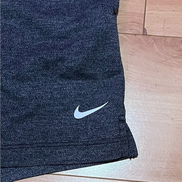 Nike Women's Dark Gray Athletic Shorts - Picture 3 of 6